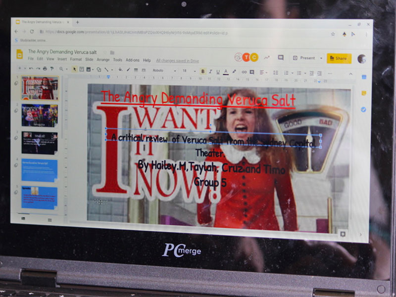 _ShowcaseGoldenTicket1